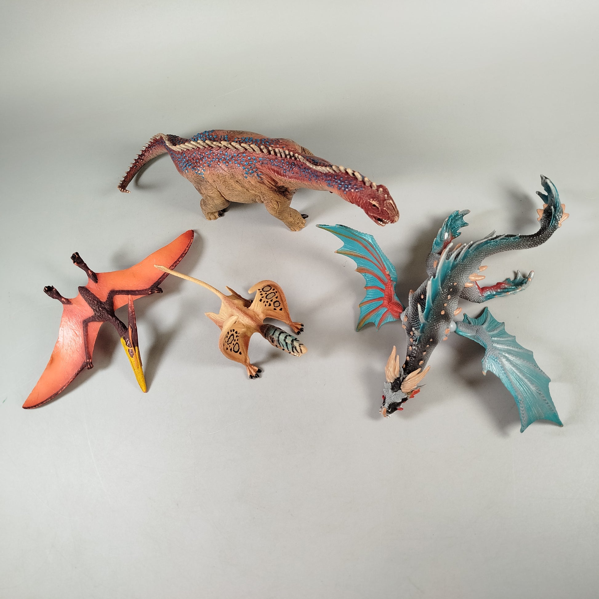 Schleich Dinosaurier & Drache Set von 4 Figuren, sehr gut