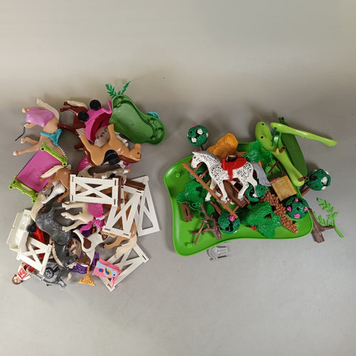 Playmobil Bundle Pferde & Figuren Set von 18