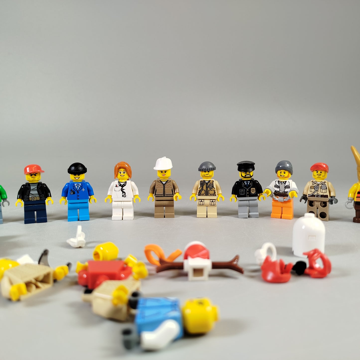 Minifiguren Set von 25+ – kompatibel mit LEGO, diverse Themen