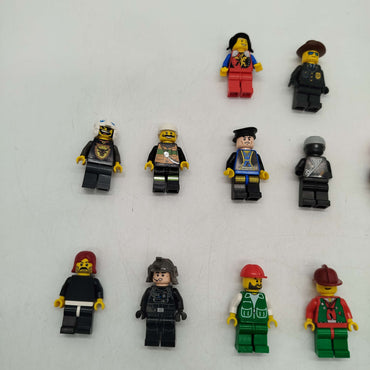 LEGO Bundle City StarWars Piraten 14x Figuren, gebraucht, ab 6 Jahre 