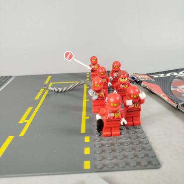 LEGO Racers Ferrari F1 Pit 8375 Set, gebraucht, ab 6 7 8 Jahre | ✅ geprüft 