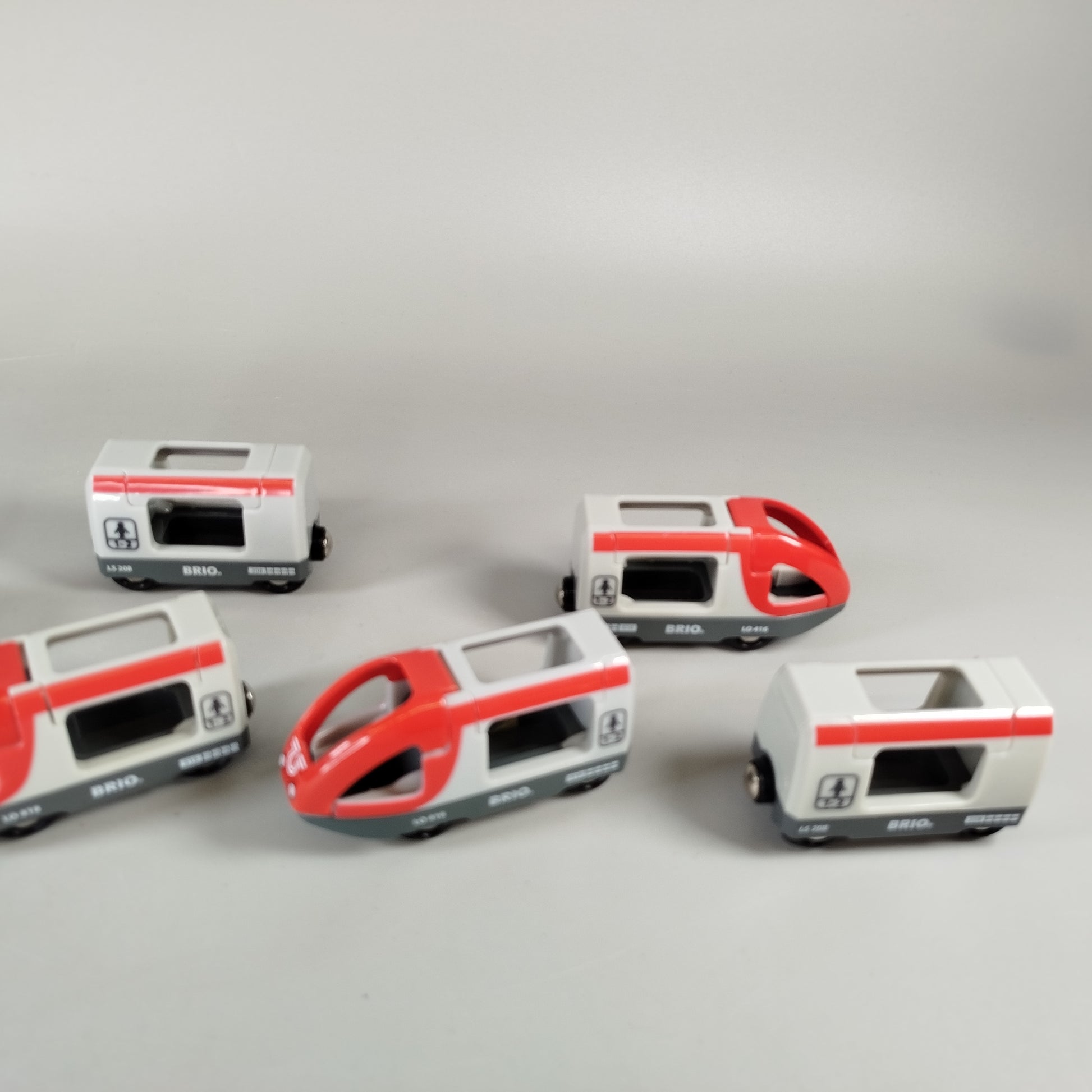 BRIO World Travel Train Set, leichte Gebrauchsspuren, OVP