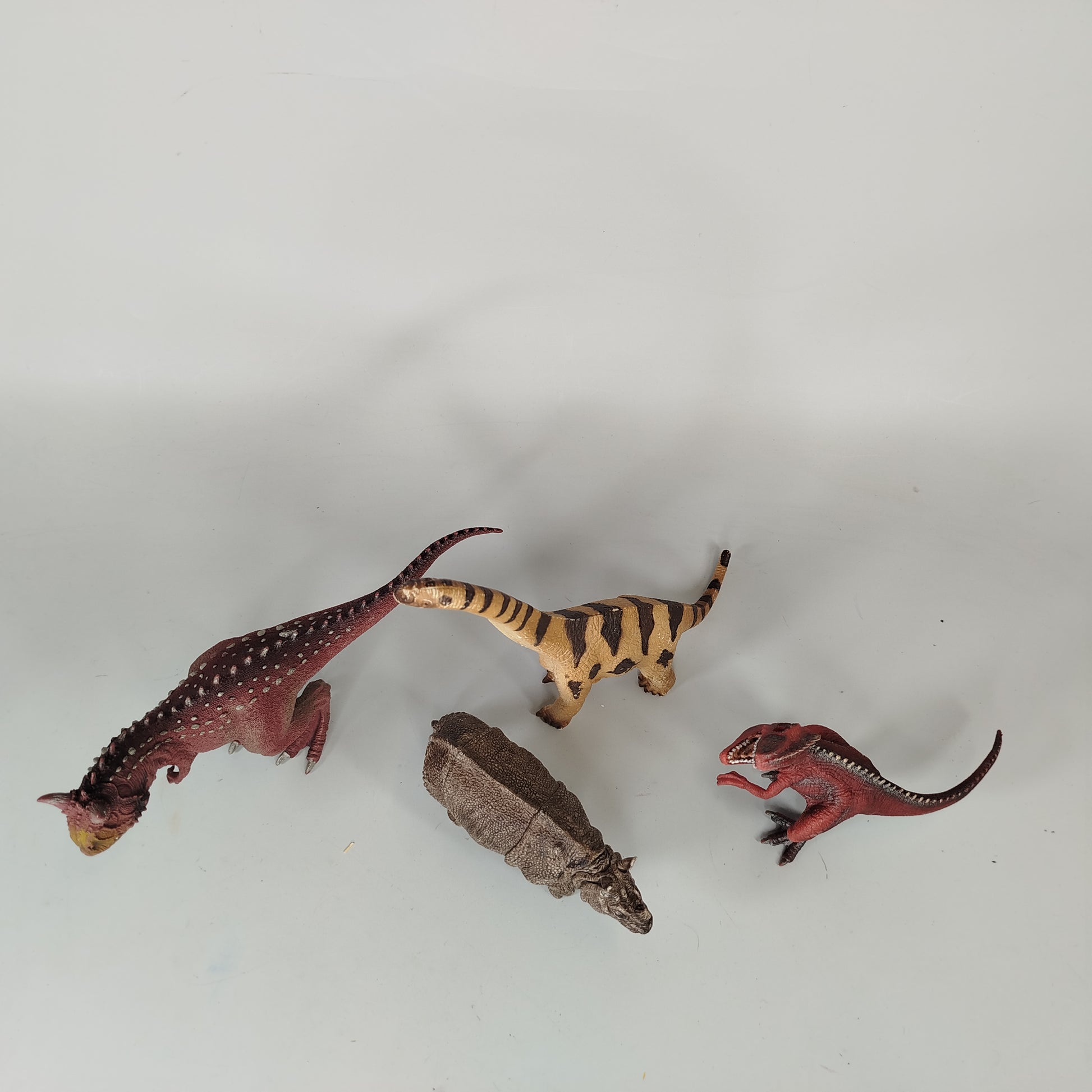 Schleich Dinosaurier- und Tierfiguren Set