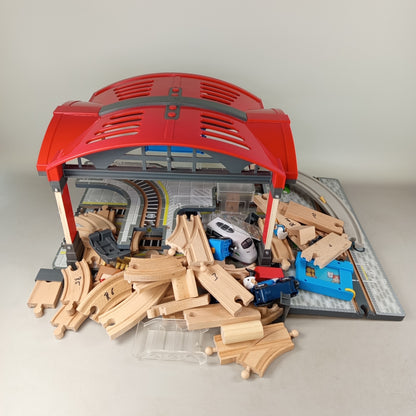Brio Bundle Holzbahn Bahnhof & Lok, gebraucht, ab 3 4 5 Jahre | ✅ geprüft 