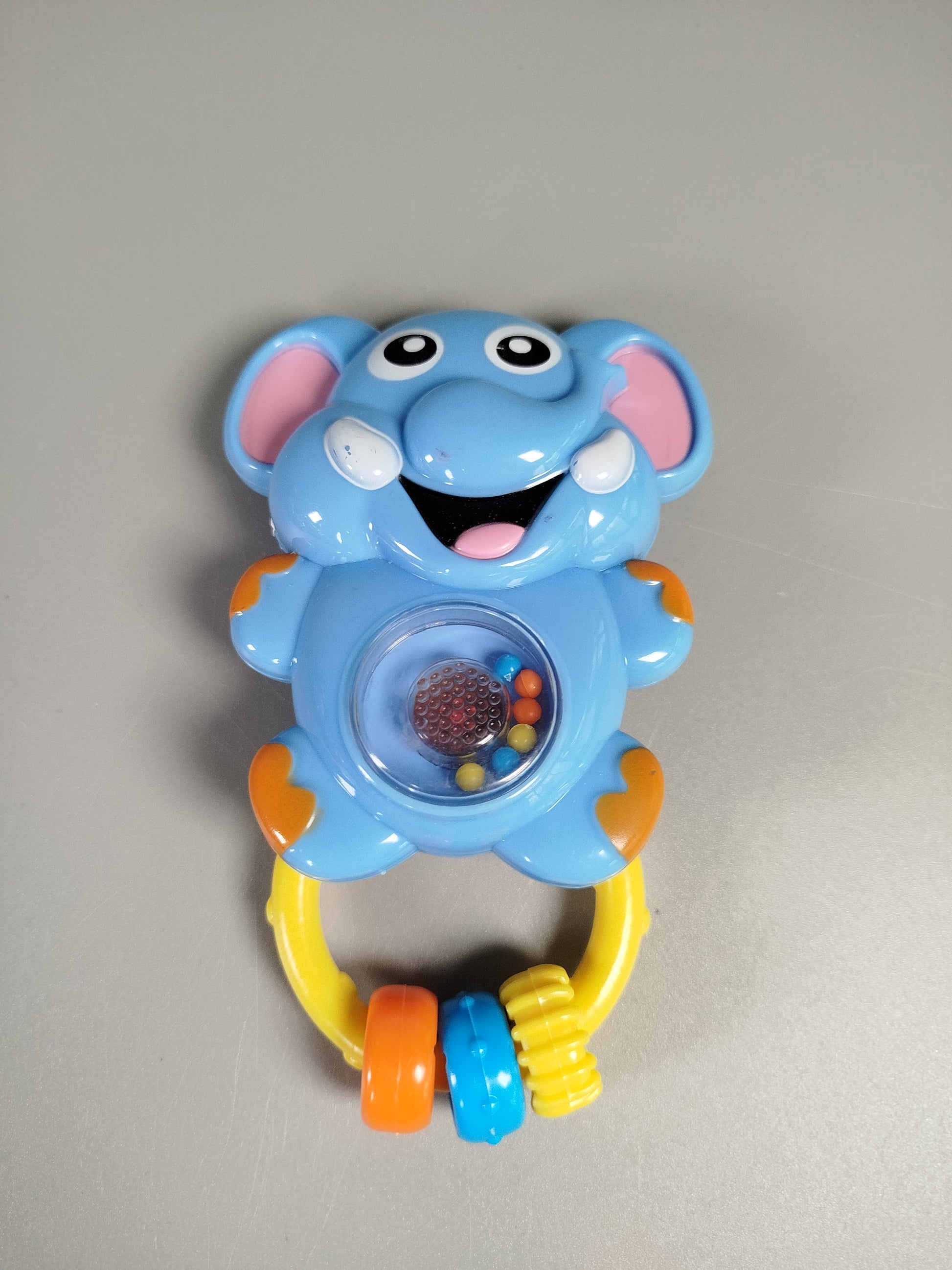 Babyspielzeug-Bundle mit Rassel, Stoffball, Stoffrassel-Figur & Soundfigur