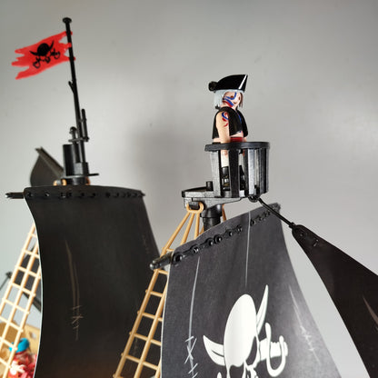 Playmobil Großes Piratenschiff - Set mit Figuren Großes Piratenschiff - Set mit 