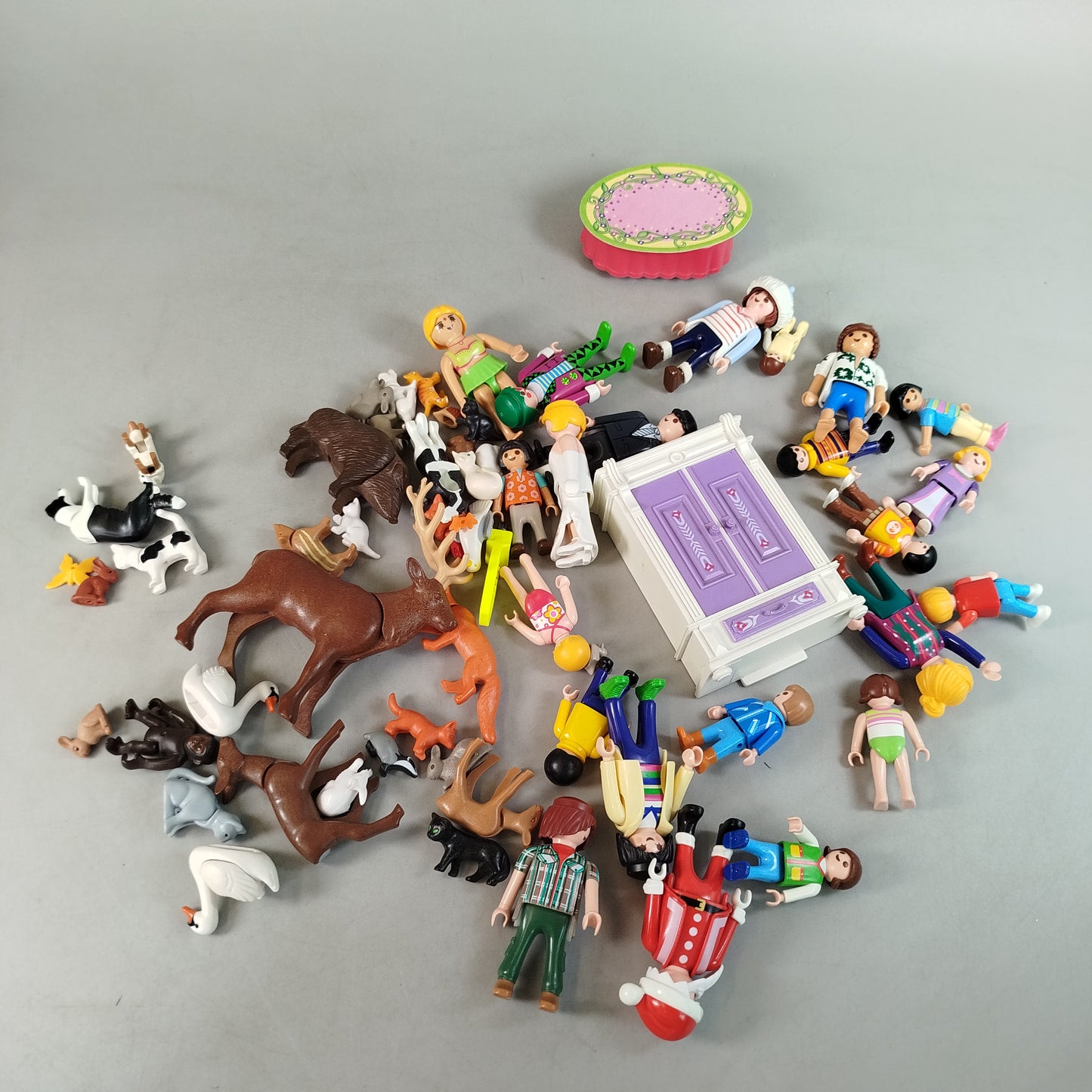 Playmobil Bundle Figuren Möbel&Tiere