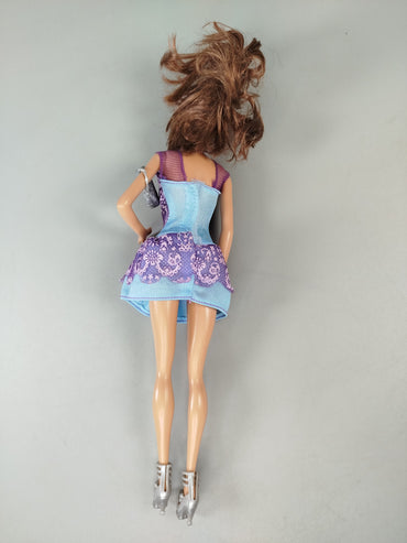Mattel Modepuppe – Purpur und Blau Kleid