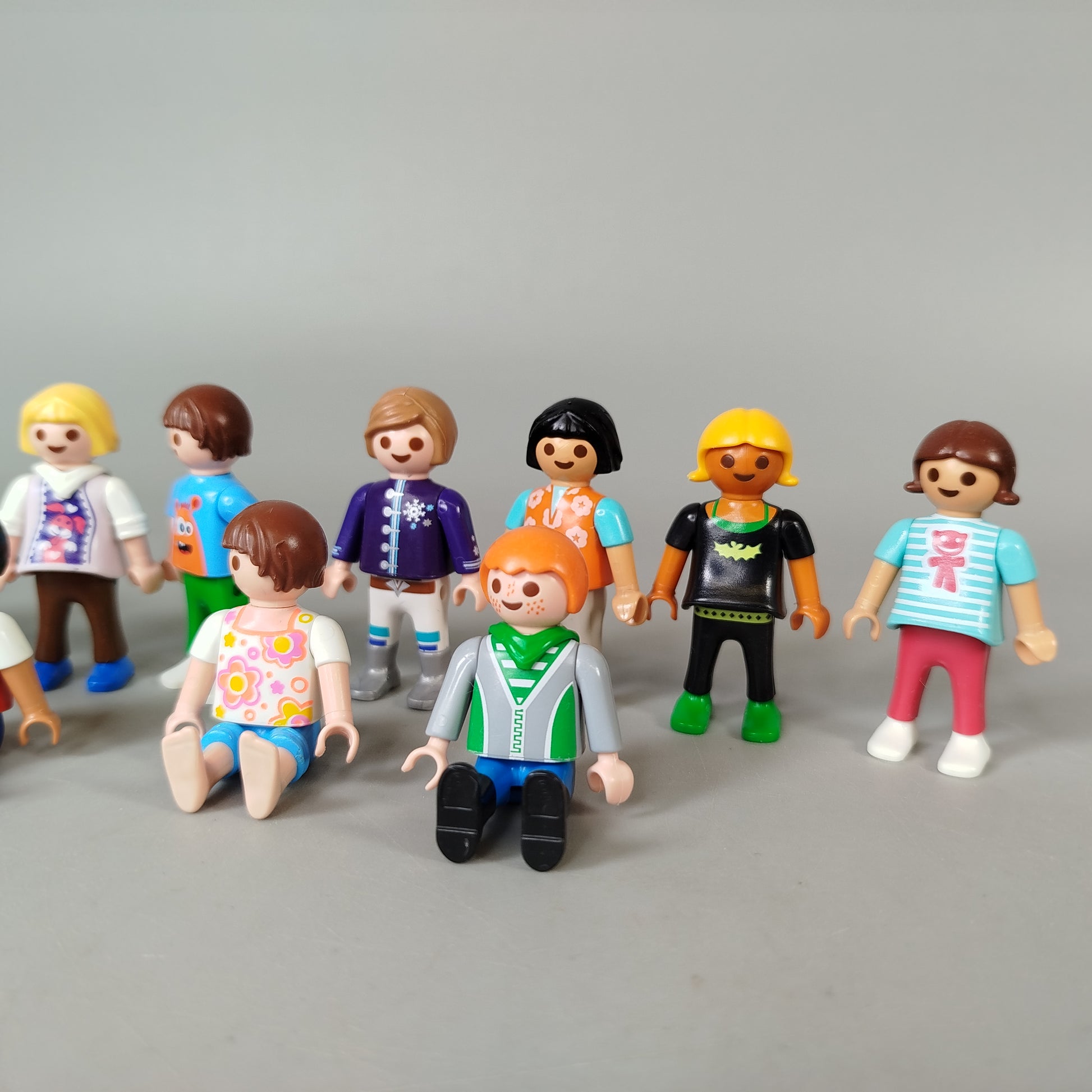 Playmobil Stil Figuren Set von 20 Minifiguren – Rollenspiel Zubehör