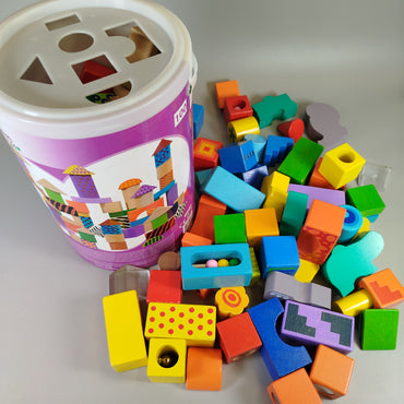Holzbaustein-Set – 100 Teile, vielseitig, inkl. Behälter