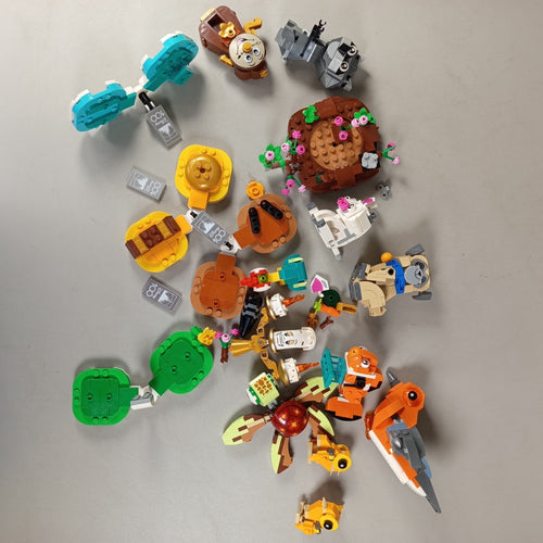 LEGO Bundle Disney 100 16x Figuren & Modelle