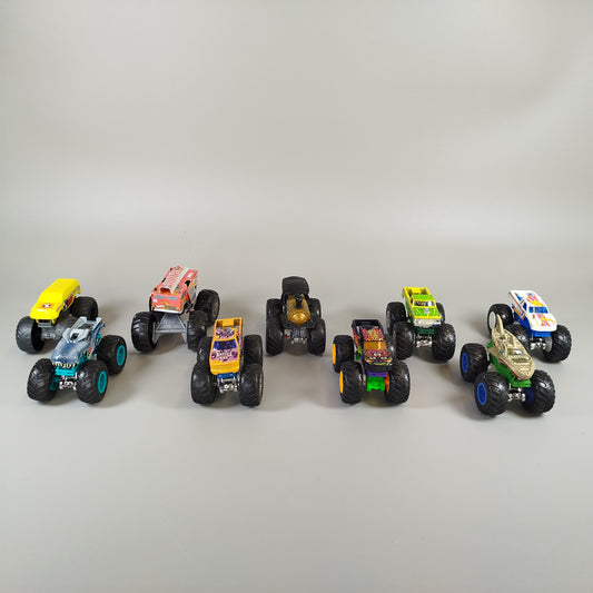 Monstertruck Spielzeugautos Konvolut – 8er Set