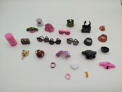 11 L.O.L. Surprise Puppen mit Accessoires