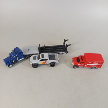 Hot Wheels Bundle Autos Traktor Rakete Feuerwehr