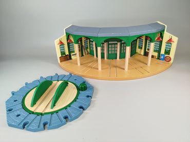Fisher-Price Thomas & Friends - Holzeisenbahn-Rundhaus mit Drehscheibe