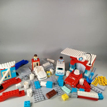 LEGO DUPLO Set - Parkhaus & Fahrzeuge mit Autowaschanlage