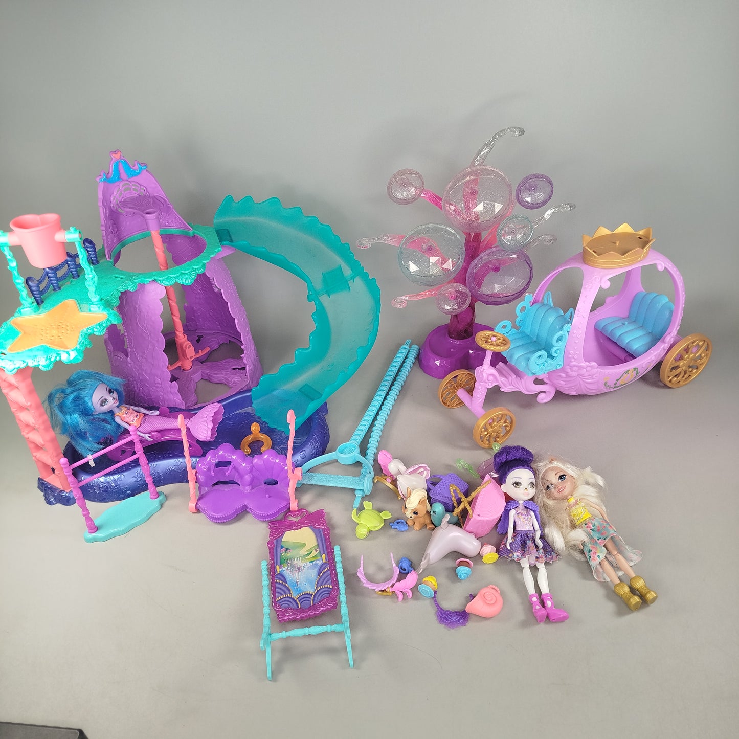 Mattel Bundle Barbie Set von 3 Puppen & Tiere