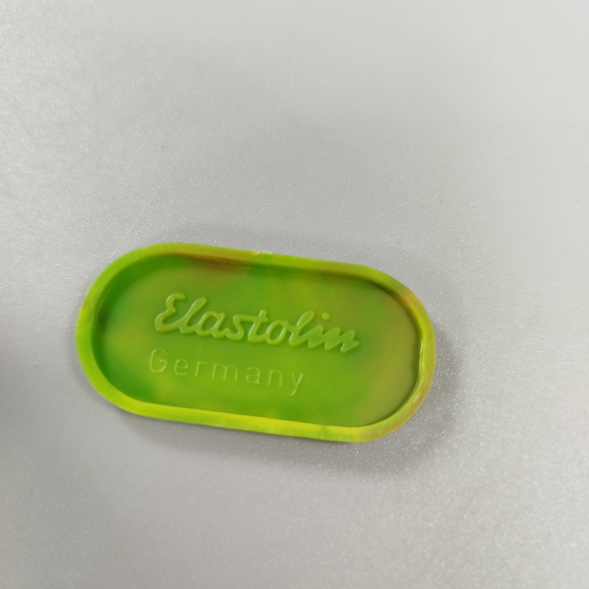 Elastolin Figuren Konvolut ca. 50 Miniaturen – Ritter, Pferde & Zubehör