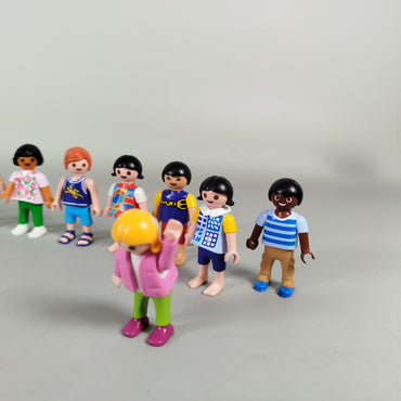 Playmobil Set von 22 Kinderfiguren – bunte Minifiguren für Rollenspiele