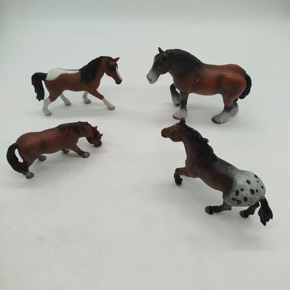Schleich Bundle Pferde Set von 4 Figuren
