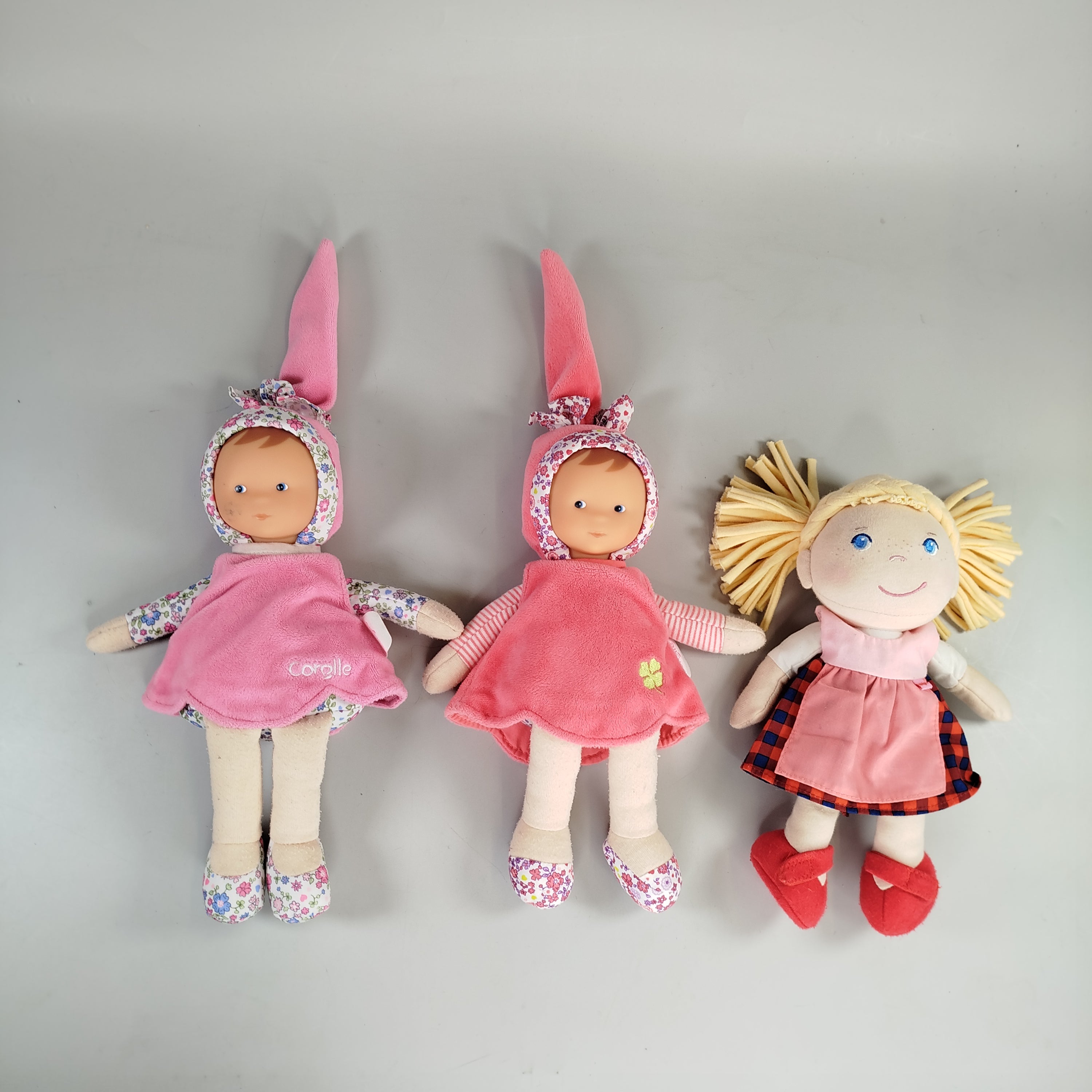  Kuschelpuppen-Set mit weichem Körper