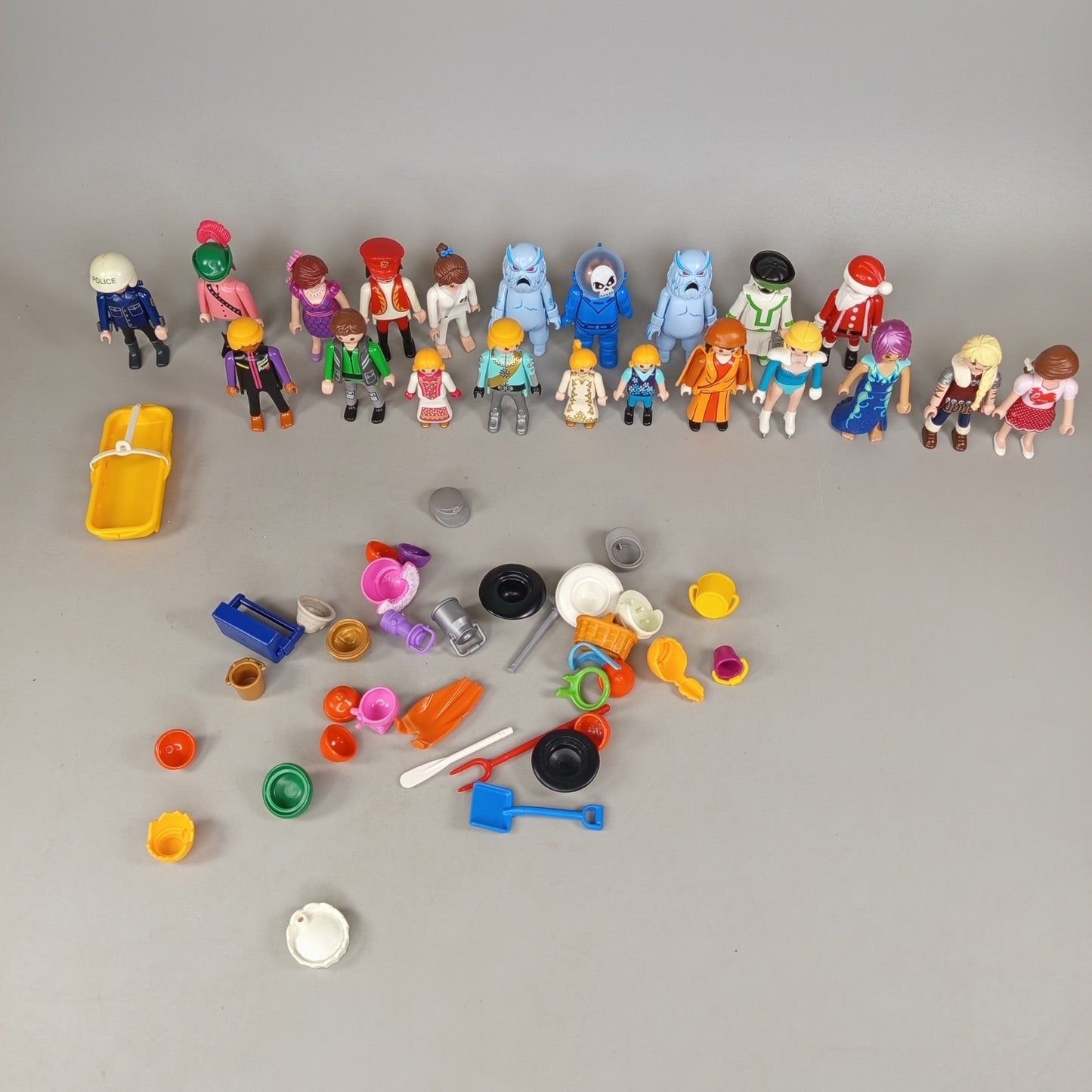 Bundle Playmobil 🙂🏠 22x Figuren, gebraucht, ab 3 4 5 Jahre | ✅ geprüft 