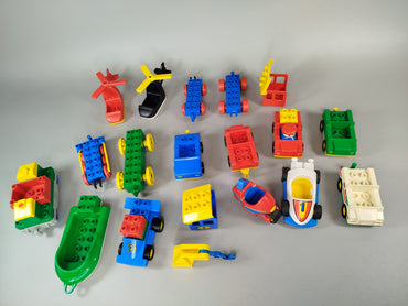 LEGO DUPLO Konvolut ca. 2,5 kg – Fahrzeuge, Figuren & Zubehör