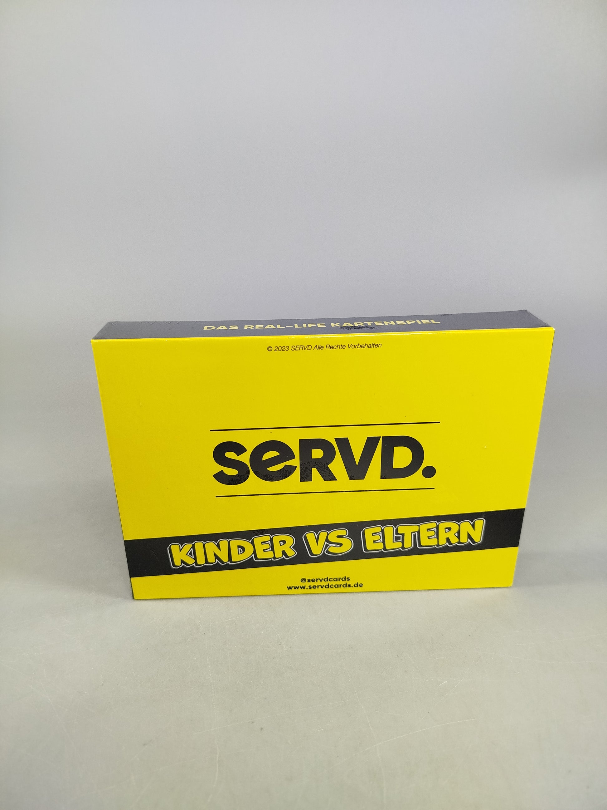 SERVD Kartenspiel – Kinder vs Eltern, neu, OVP