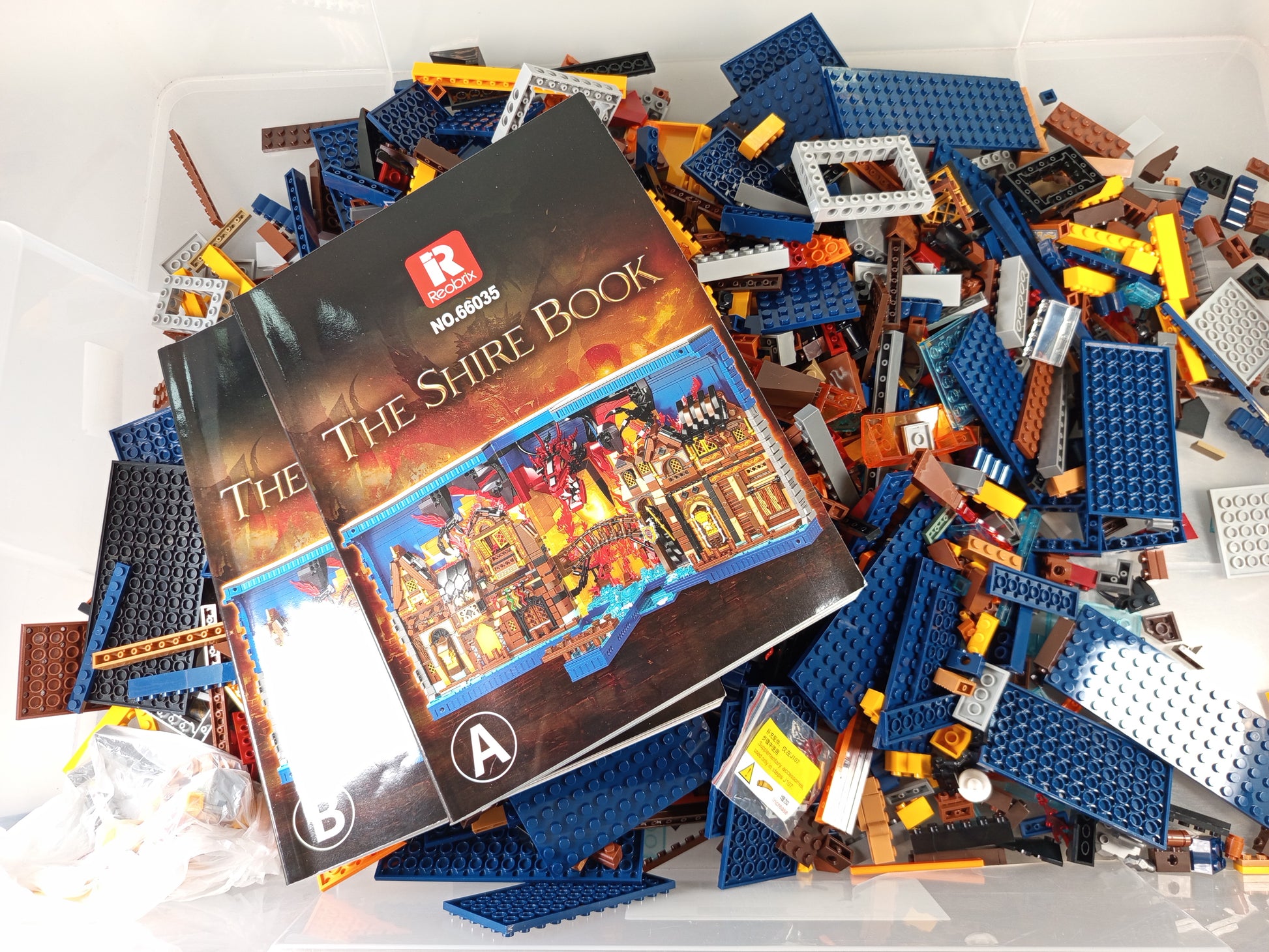 Reobrix Bausteinset 66035 – The Shire Book, kompatibel mit LEGO, OVP