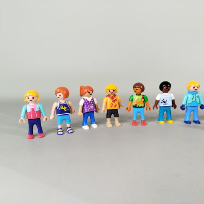 Playmobil Figuren Set von 19 Minifiguren – verschiedene Outfits & Zubehör