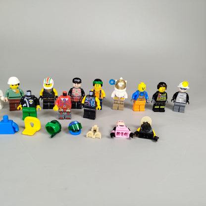 LEGO Minifiguren Set - 18 Stück mit Zubehör, gut