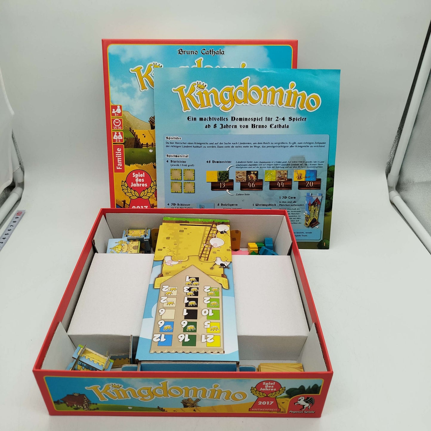 Pegasus Spiele Kingdomino 57104G Brettspiel Spiel des Jahres 2017