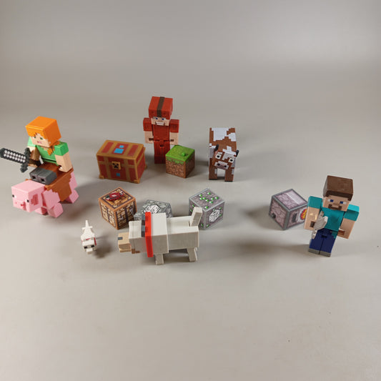 Mattel Bundle Minecraft Figuren, Tiere & Blöcke