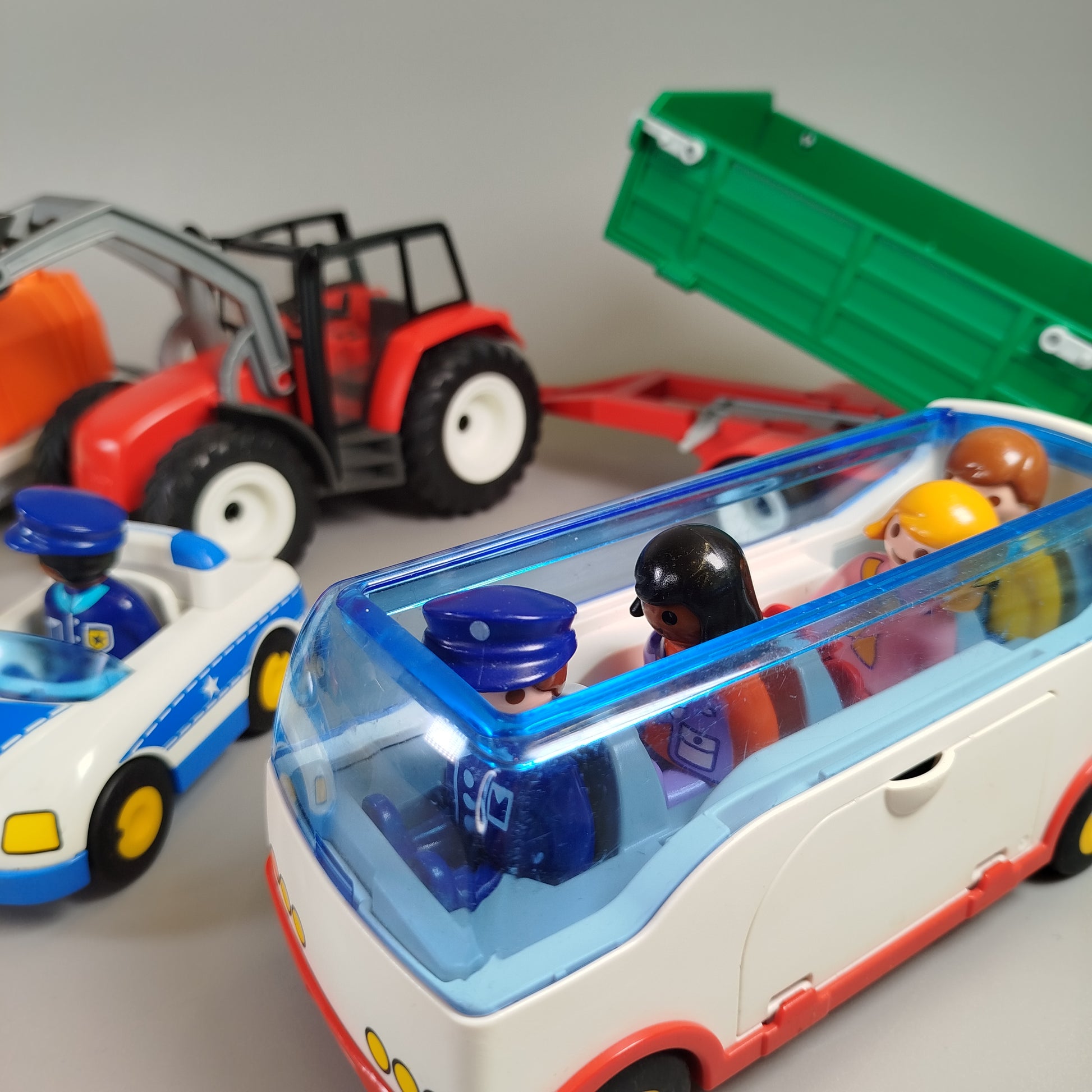 Playmobil Fahrzeuge Set – Traktoren, Wohnmobil, Polizei, Anhänger