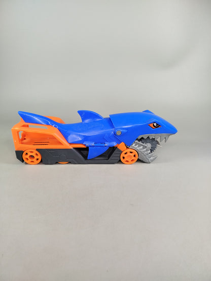 Hot Wheels Fahrzeug – Hai-Design Rennwagen