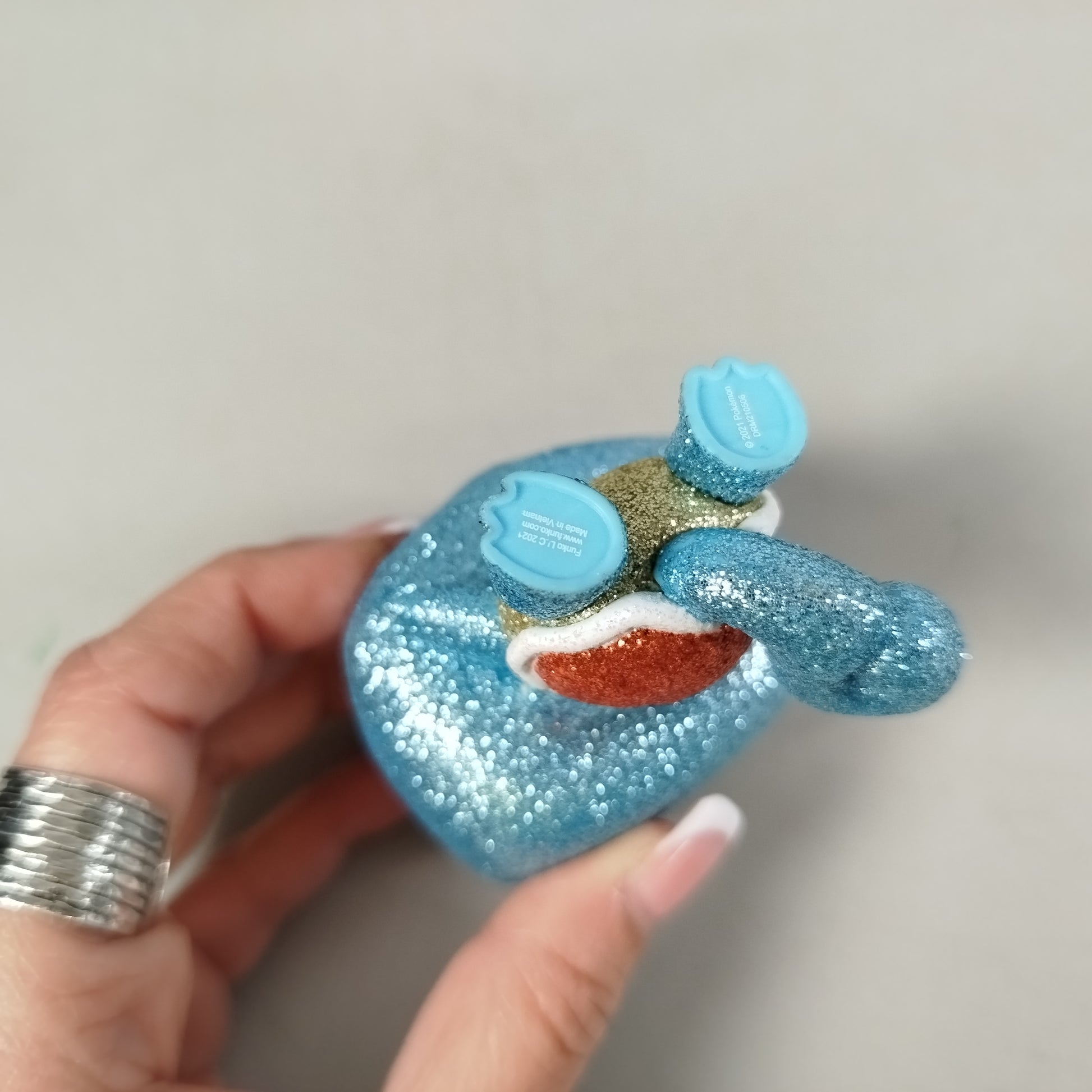 Funko Pop! Pokémon – Squirtle Glitzer Sammlerfigur