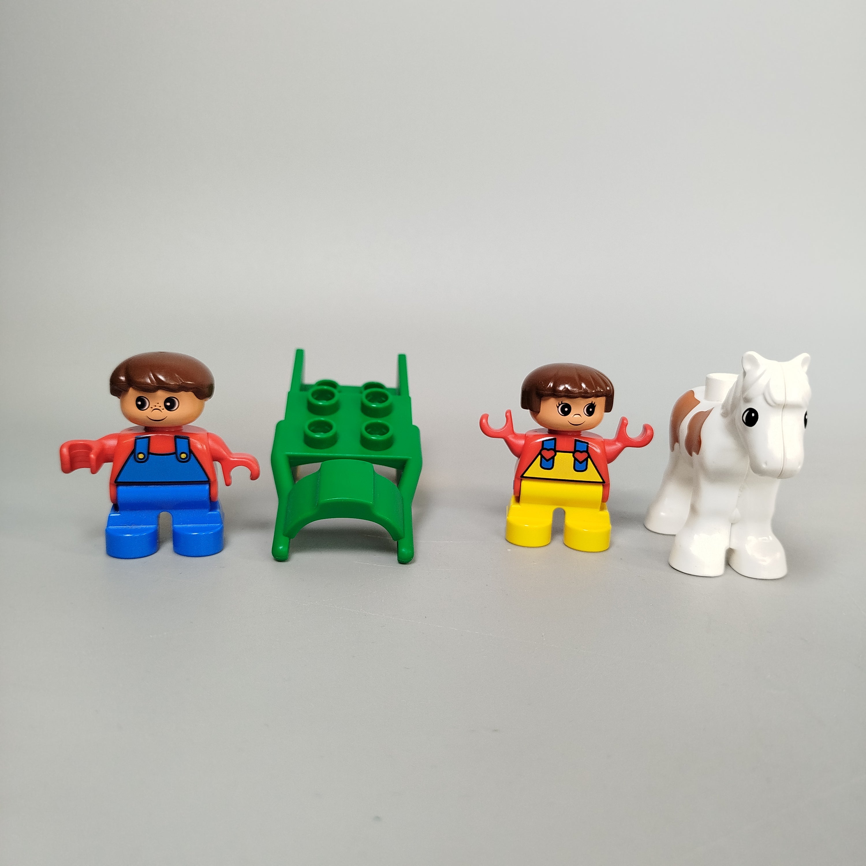 LEGO DUPLO Pferdewagen mit 2 Figuren & Pferd