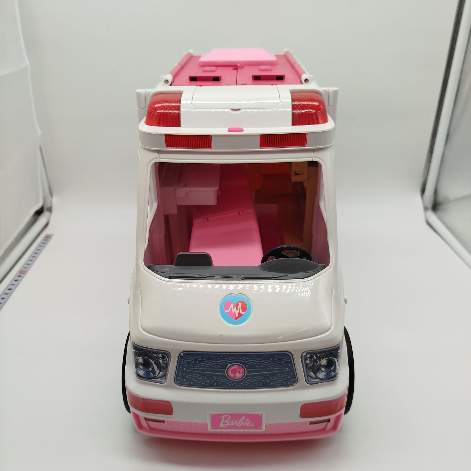 Mattel Barbie Krankenwagen und Klinik – ohne OVP und Zubehör