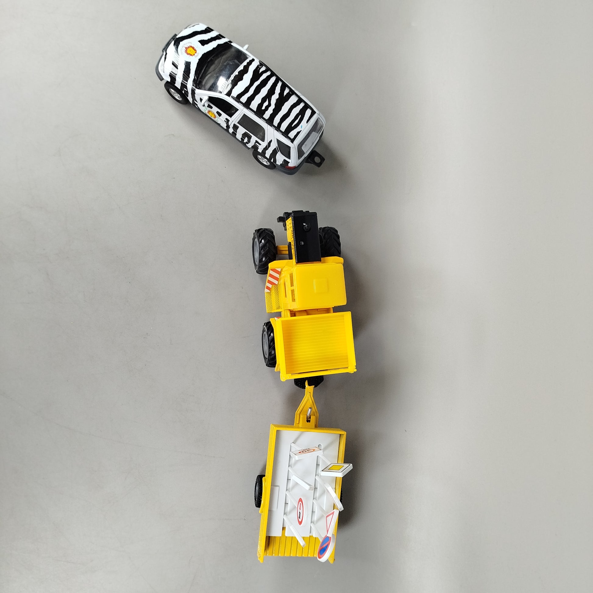 Welly Bundle SUV M26 Set von 3 Autos & Anhänger, ab 3 4 5 Jahre | ✅ geprüft 