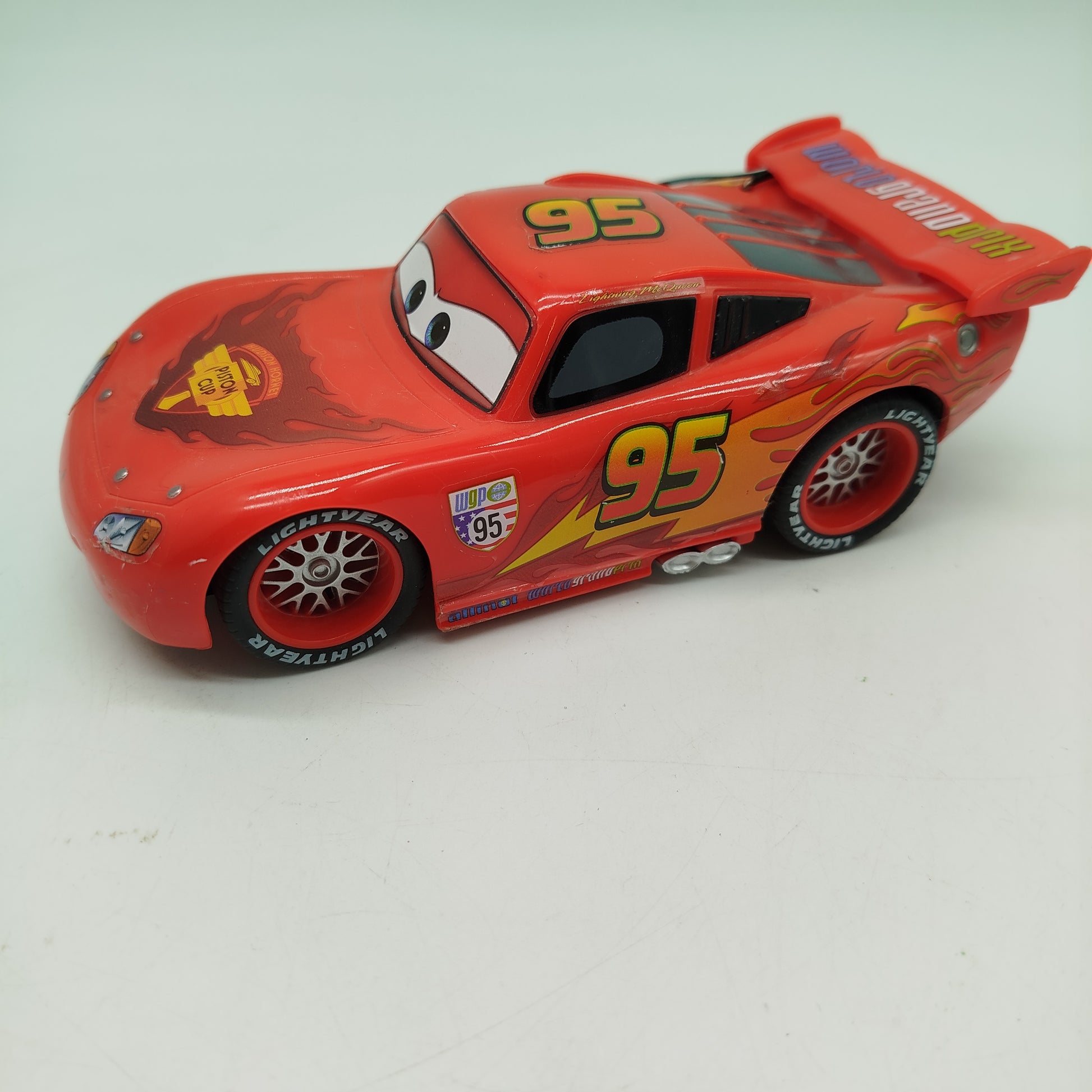 Disney Pixar Cars Ferngesteuertes Auto – Lightning McQueen, gut