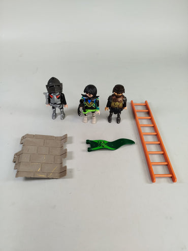 Playmobil Ritterburg mit Figuren