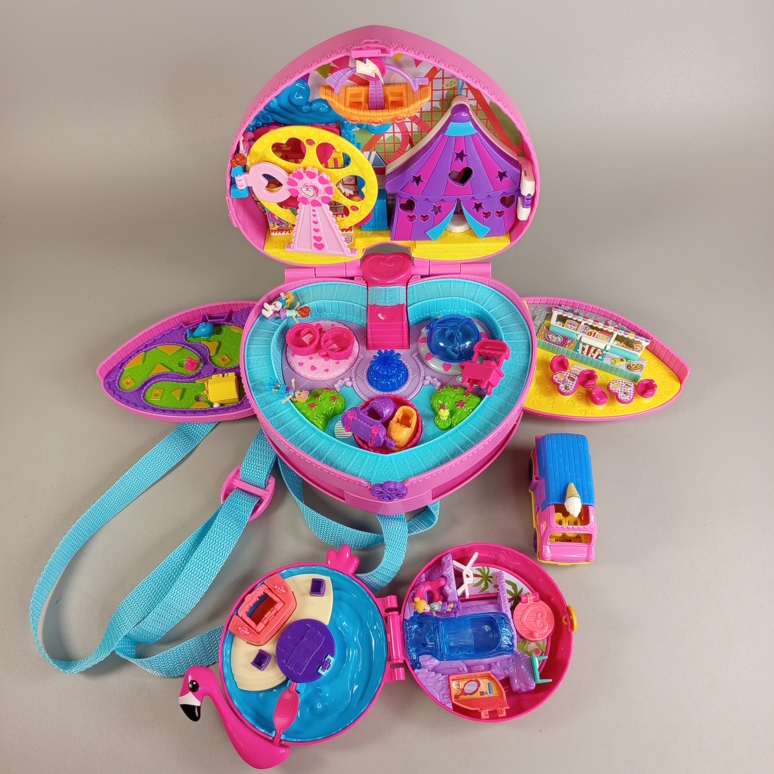 Polly Pocket Spielset – Freizeitpark & Tropenwelt Set
