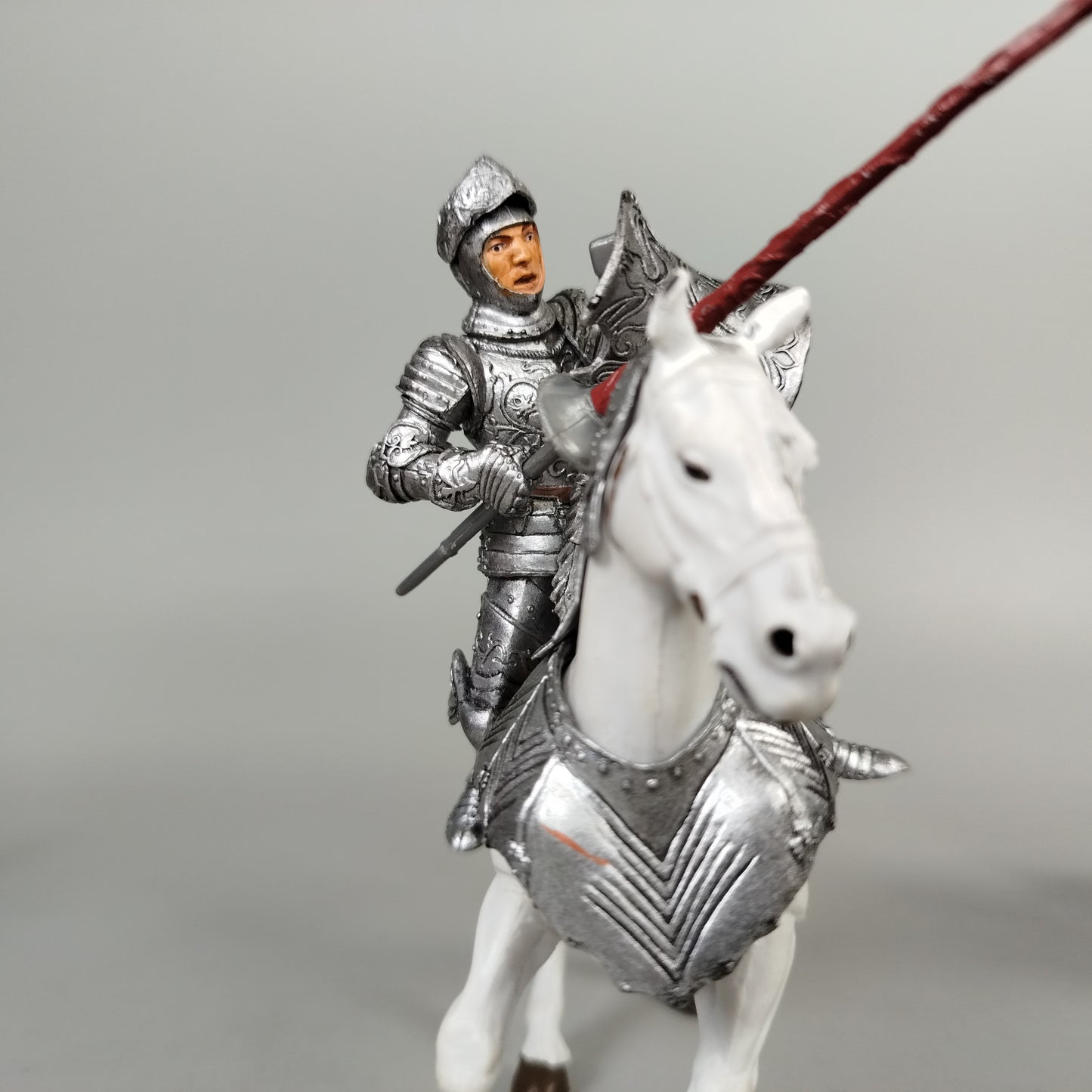 Papo Ritterfiguren Set von 3 – Mittelalterliche Ritter zu Pferd