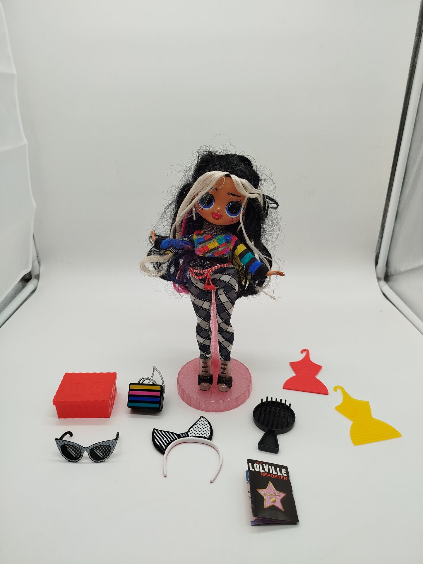 2 L.O.L. Surprise! Modepuppen mit Accessoires