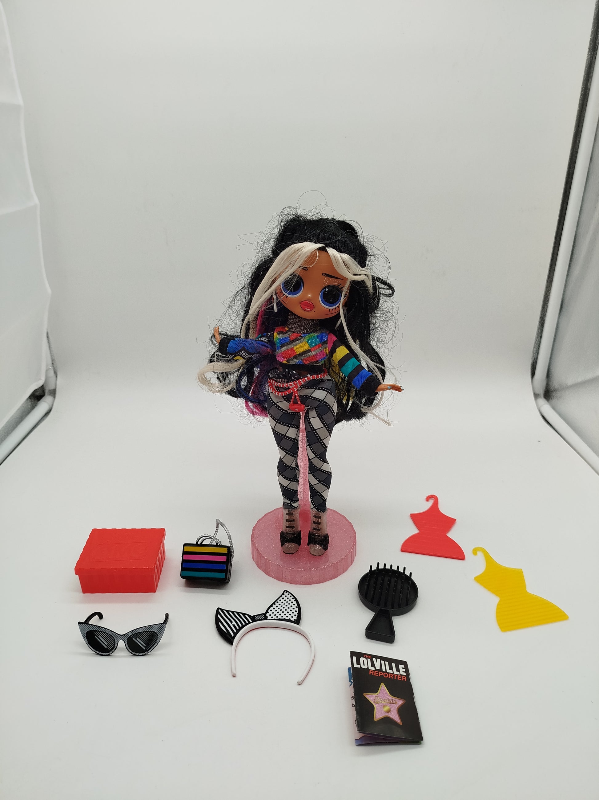 2 L.O.L. Surprise! Modepuppen mit Accessoires