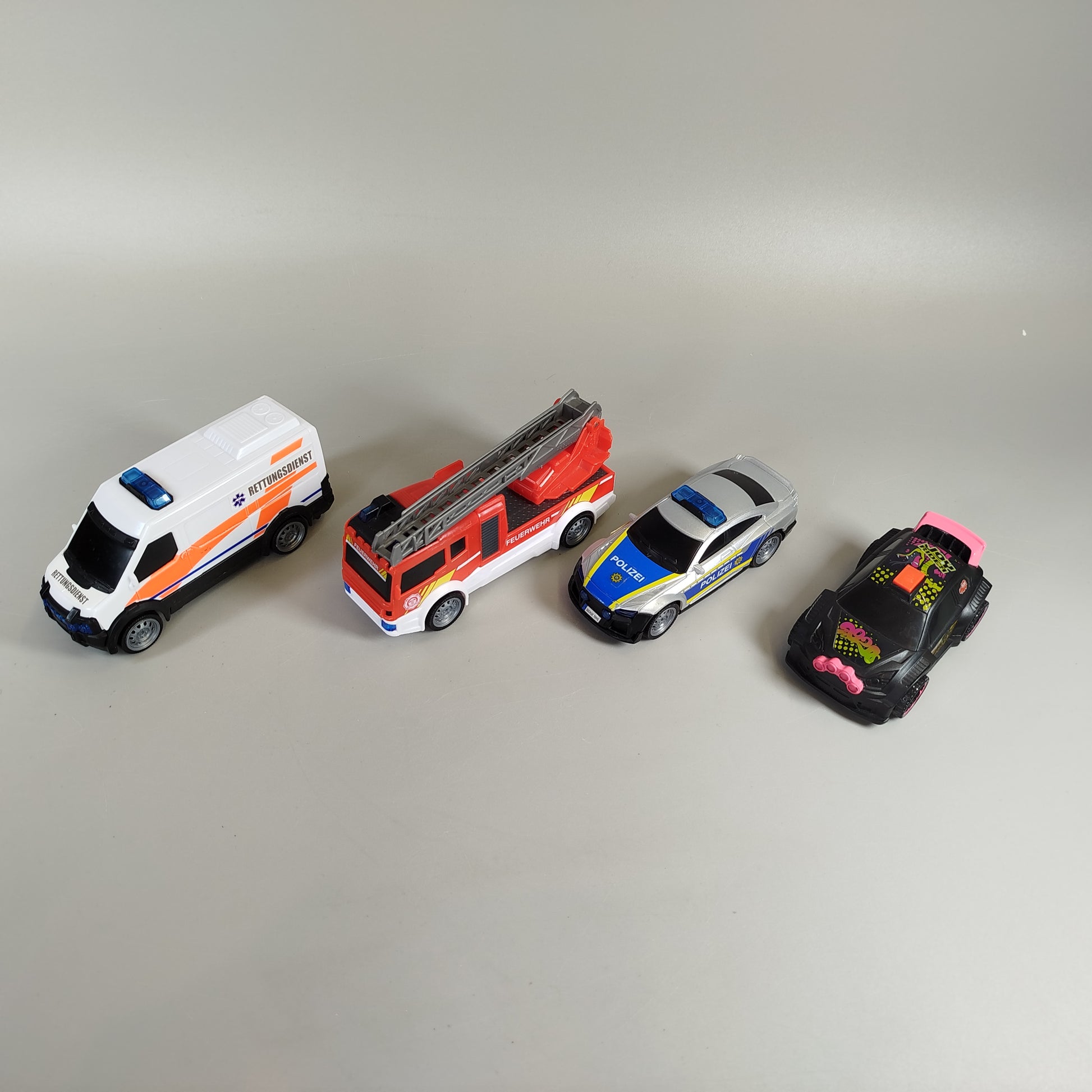 Miniaturfahrzeuge Set von 4 – Rettung & Rennen