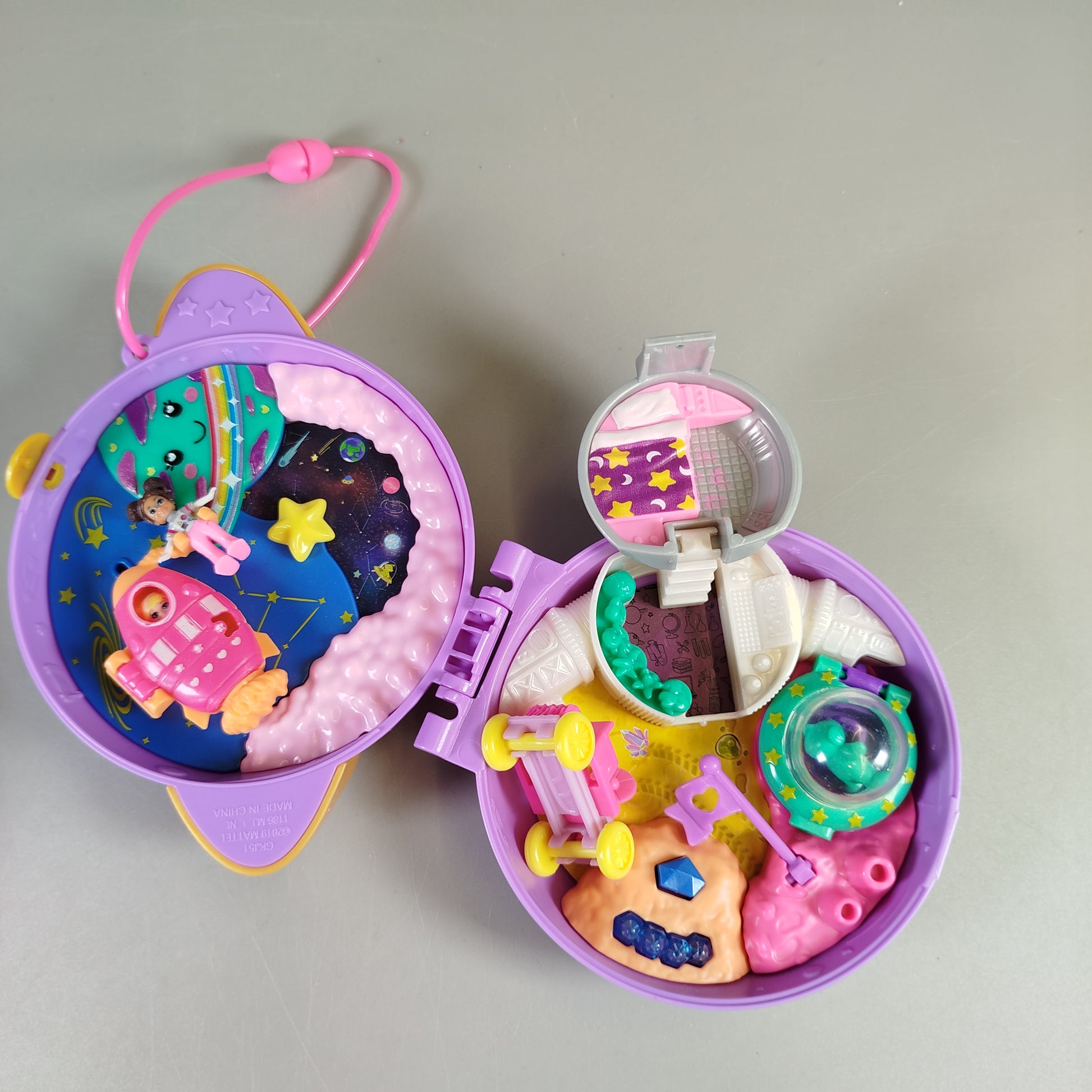 Mattel Polly Pocket Set – Tropen & Weltraum, Set von 3