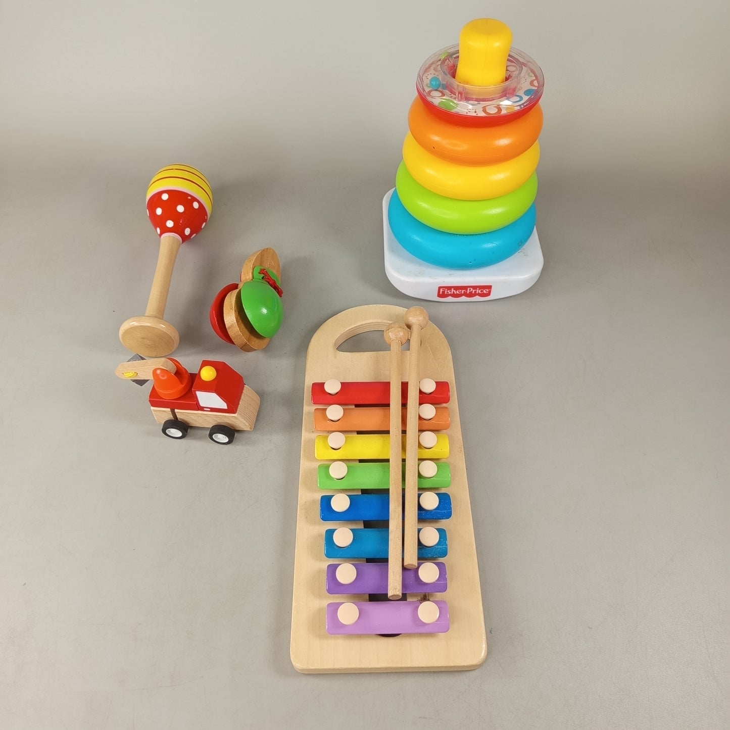 Fisher-Price Bundle Set von 5 Stapelringe & Xylophon