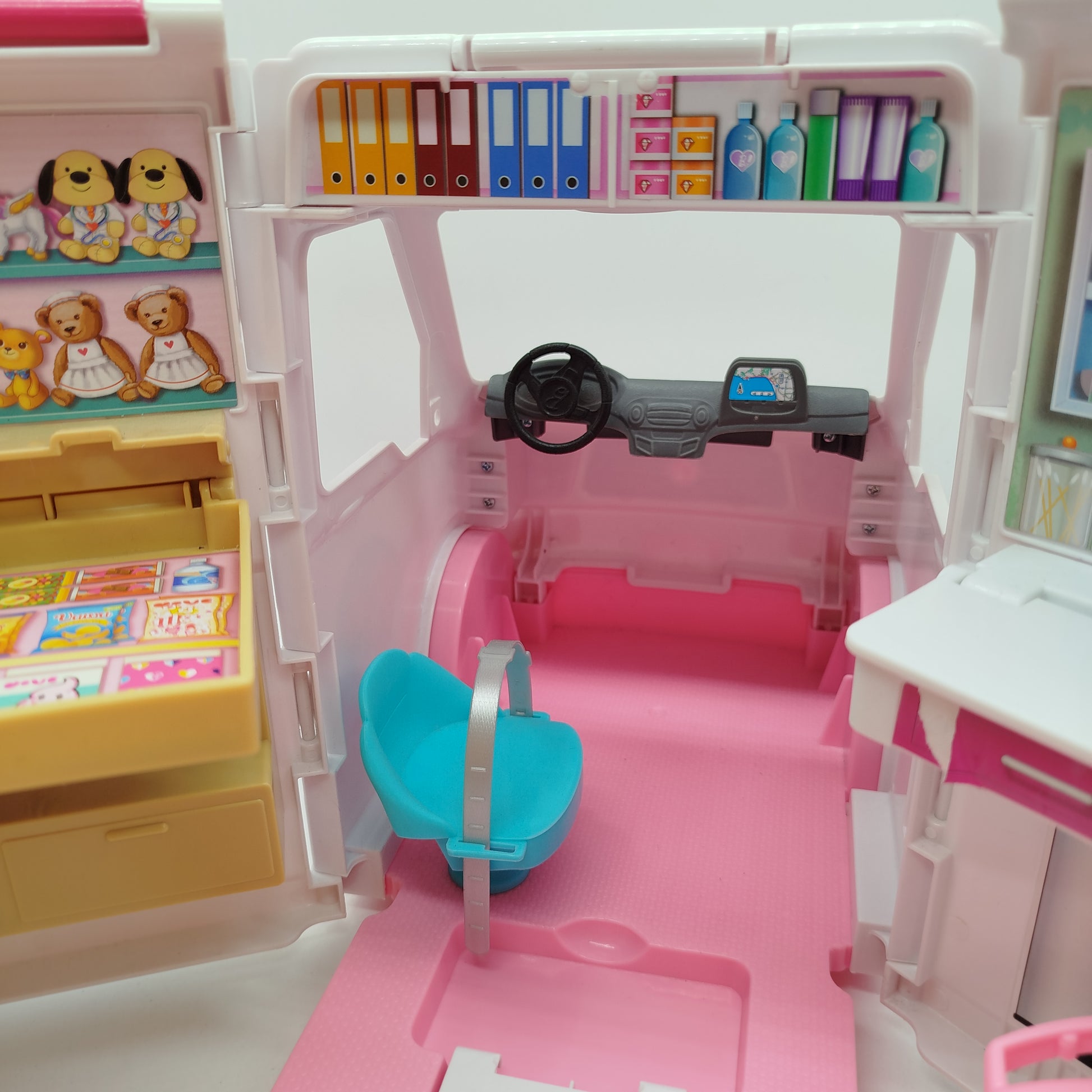 Mattel Barbie Krankenwagen und Klinik – ohne OVP und Zubehör