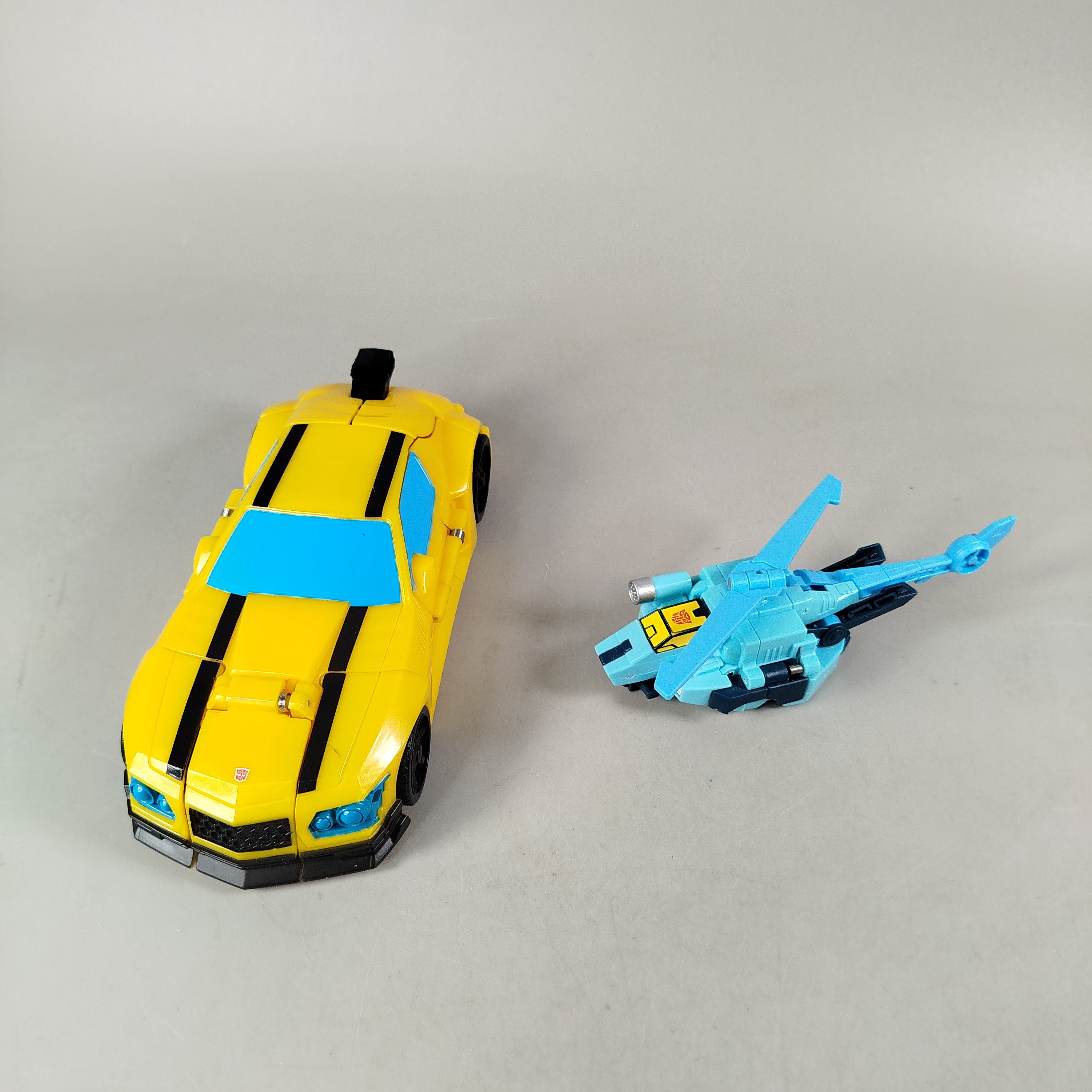 Hasbro Bundle Transformers Set von 2 Figuren Auto&Hubschrauber ab 6 Jahre 